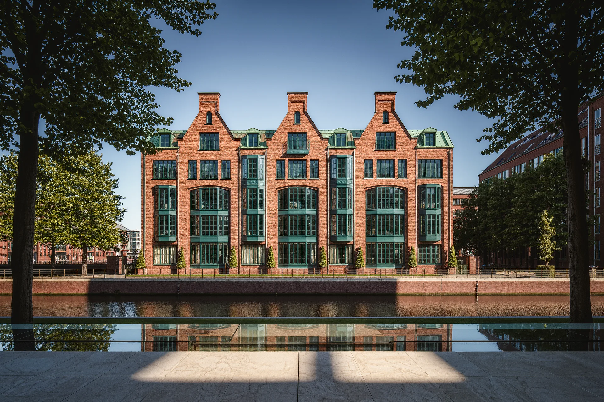 Nachhaltiges Wohnen in Hamburg: Grüne Bauprojekte und energieeffiziente Immobilien